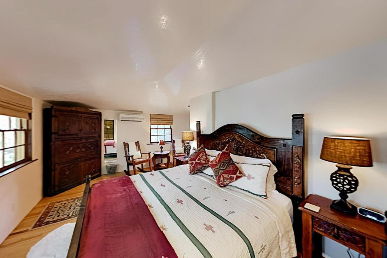 Antigua Inn (Adults Only) Santa Fe Exteriör bild